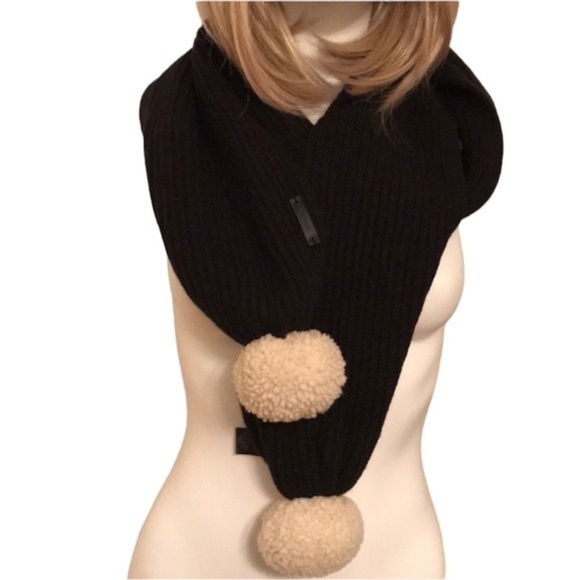 Coach black hat & scarf set with beige pom-poms. EUC. - Picture 3 of 6